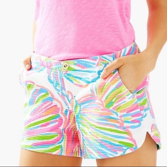 Lilly Pulitzer Textured Adie Shorts in Shellabrate Pink Green Blue White Size 0 - Picture 1 of 5